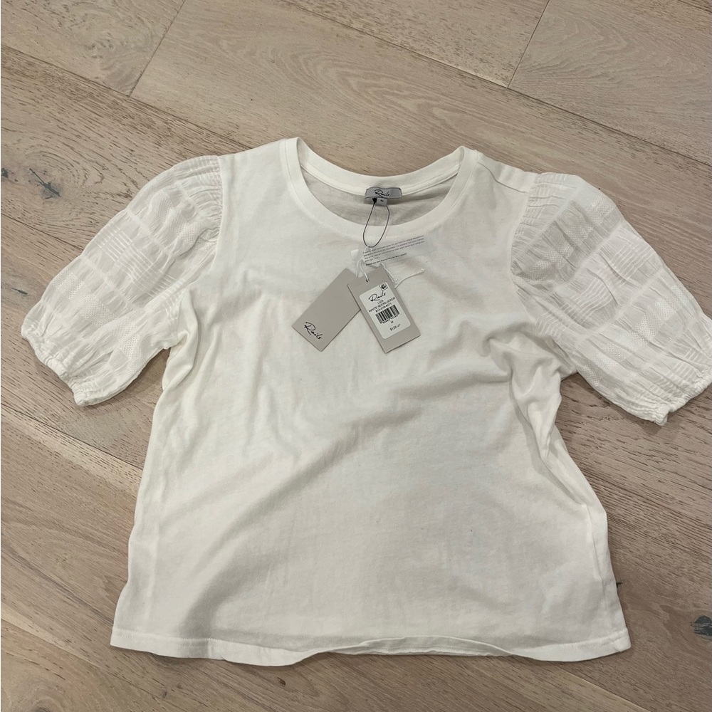 Rails shirt . Premium cotton body with seersucker sleeves.